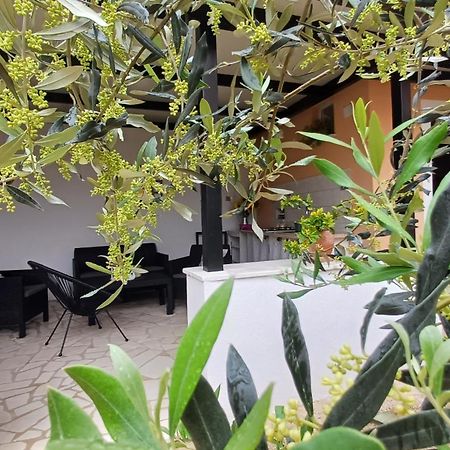 Casa Simeti Apartment Porec Bagian luar foto