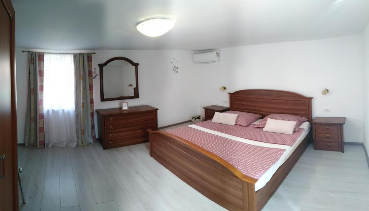 Casa Simeti Apartment Porec Bagian luar foto